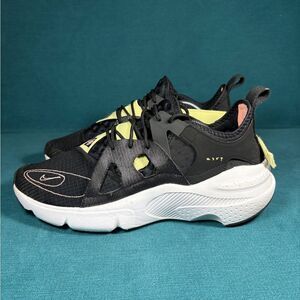 Size 12 - Men’s Nike Huarache Type Shoes